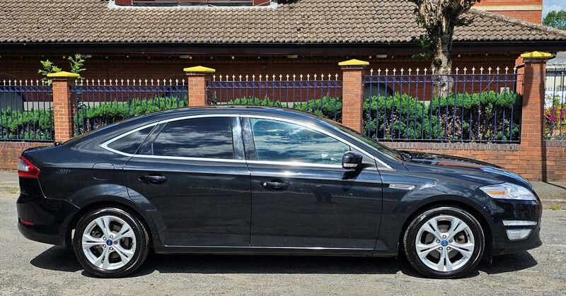 FORD MONDEO