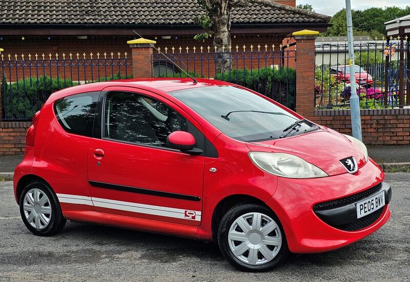 PEUGEOT 107