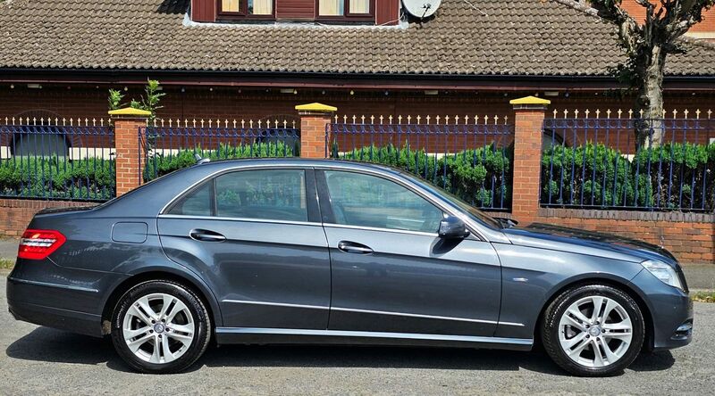 MERCEDES-BENZ E CLASS