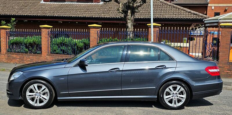 MERCEDES-BENZ E CLASS