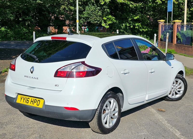 RENAULT MEGANE