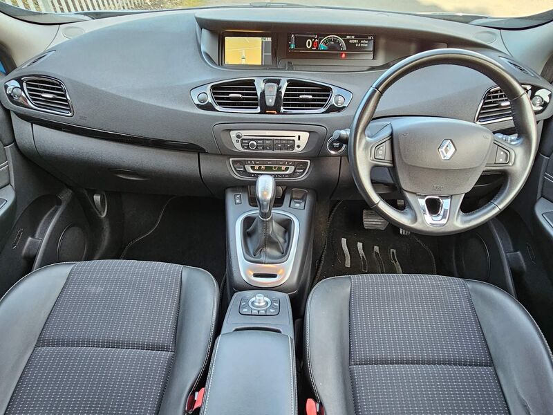 RENAULT SCENIC