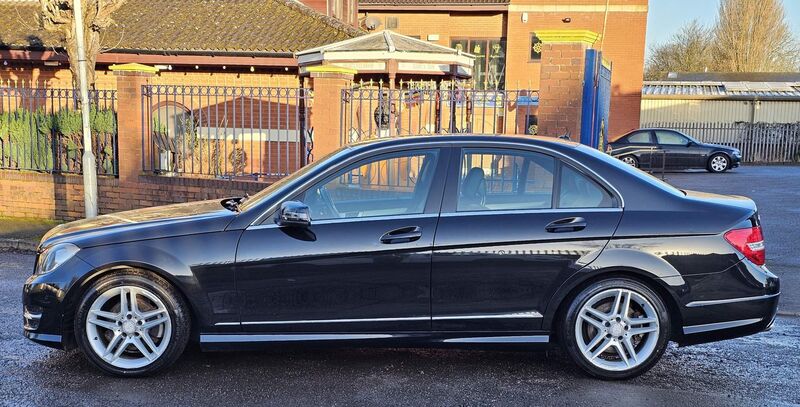 MERCEDES-BENZ C CLASS