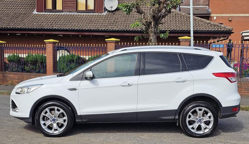 FORD KUGA